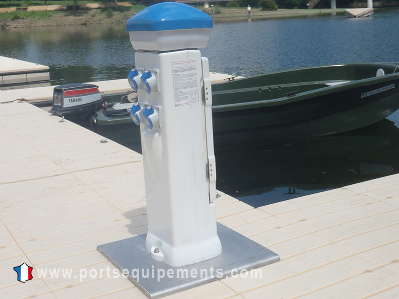 Borne eau electricité ponton bateau